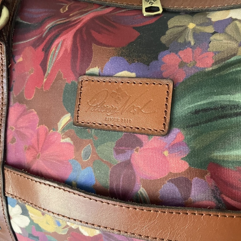 Patricia Nash Milano Patina Summer Florals Duffle Weekender Bag W/ Unused Strap - Picture 2 of 14